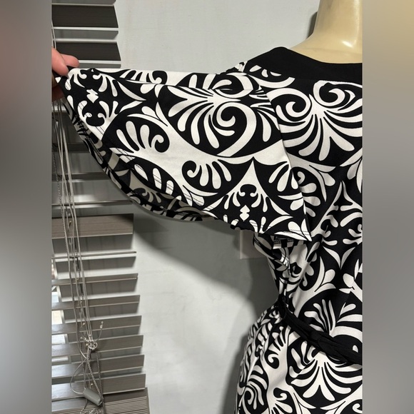 Nicole Black and White Dress - Picture 7 of 7